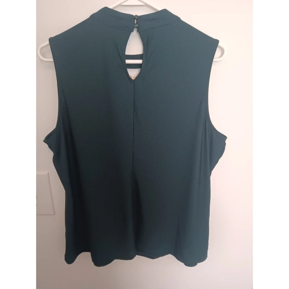 AUW Womens Green Sleeveless Blouse Gold Coin Chain V-Neck Top Size Large - Picture 4 of 4